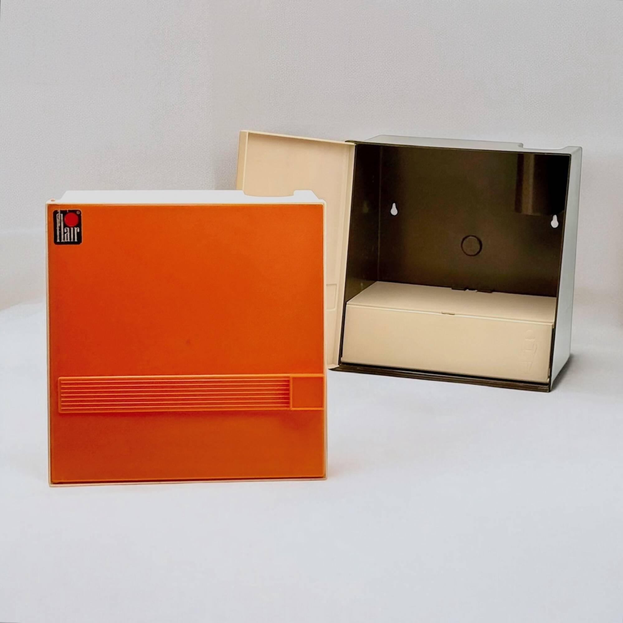 Vintage Plastic Wall Cabinets by Flair, 1970s