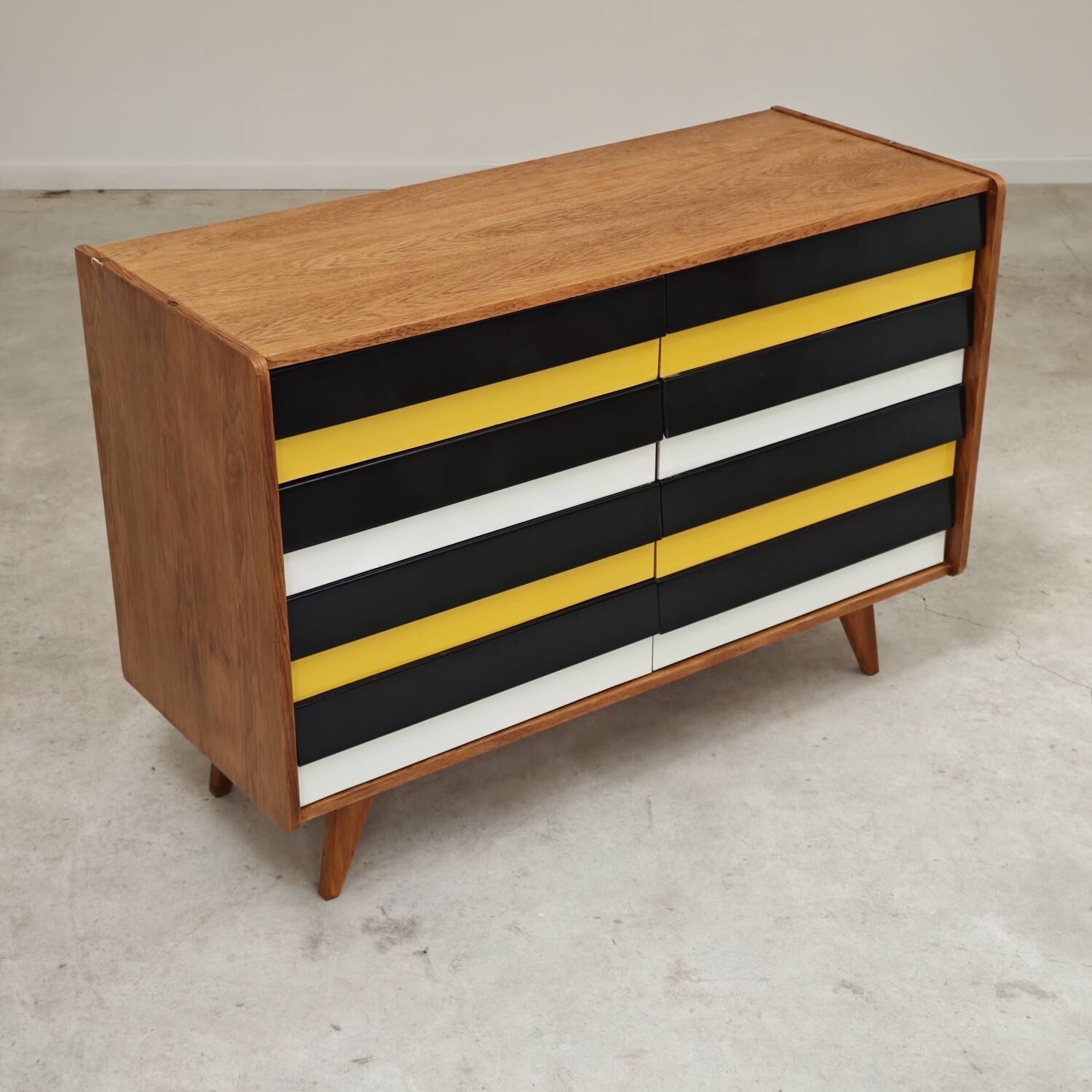 U453 yellow 8-drawer wooden sideboard by Jiri Jiroutek for Interier Praha 1960