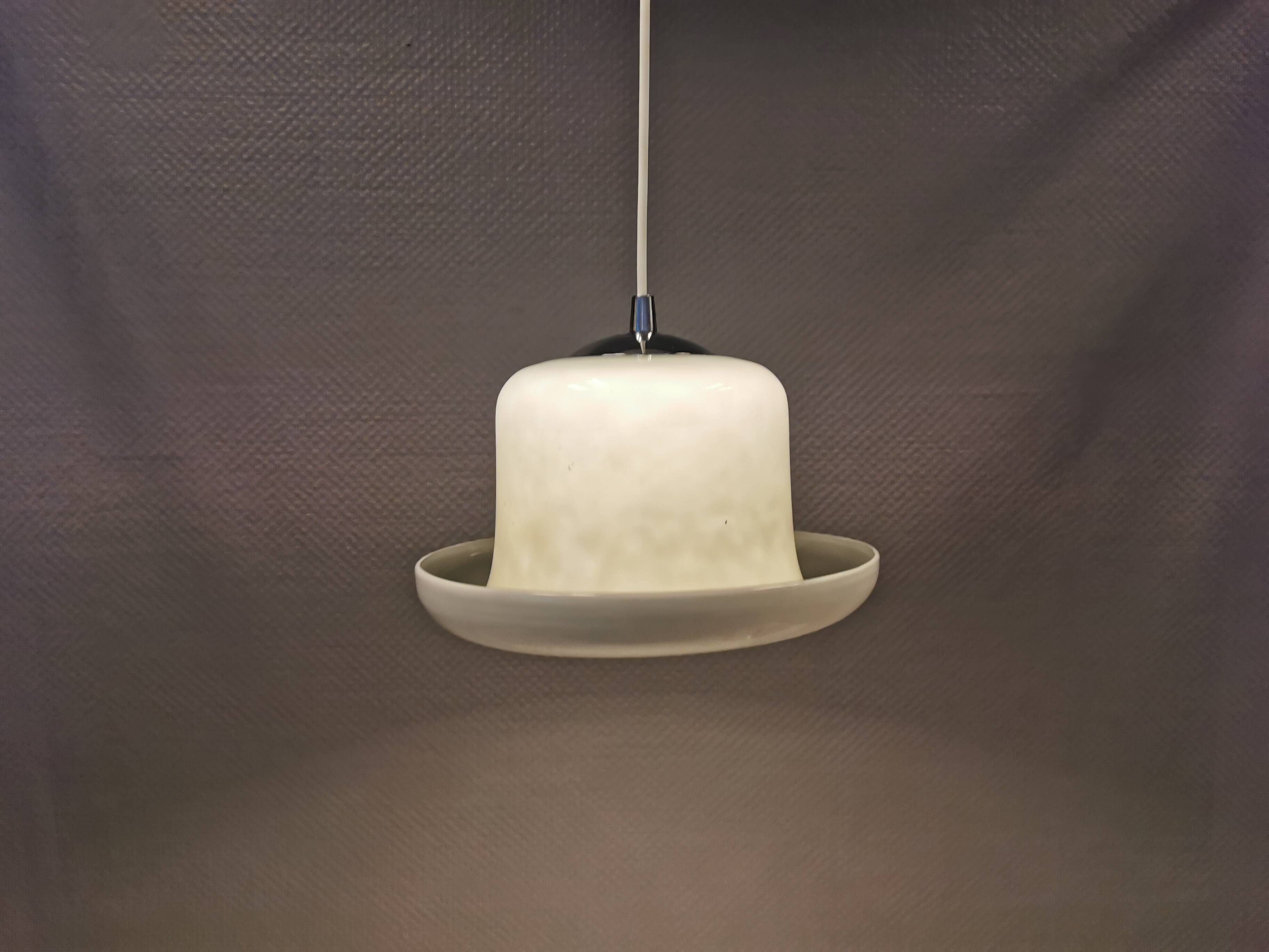Hanging lamp in double layer glass