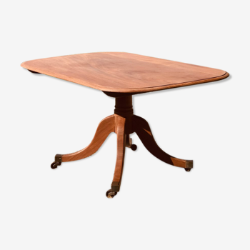 Tilting Victorian mahogany breakfast table in raw wood