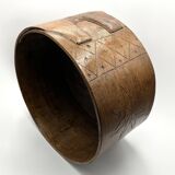 Boîte suédoise ancienne en bois courbé avec couvercle • Art populaire