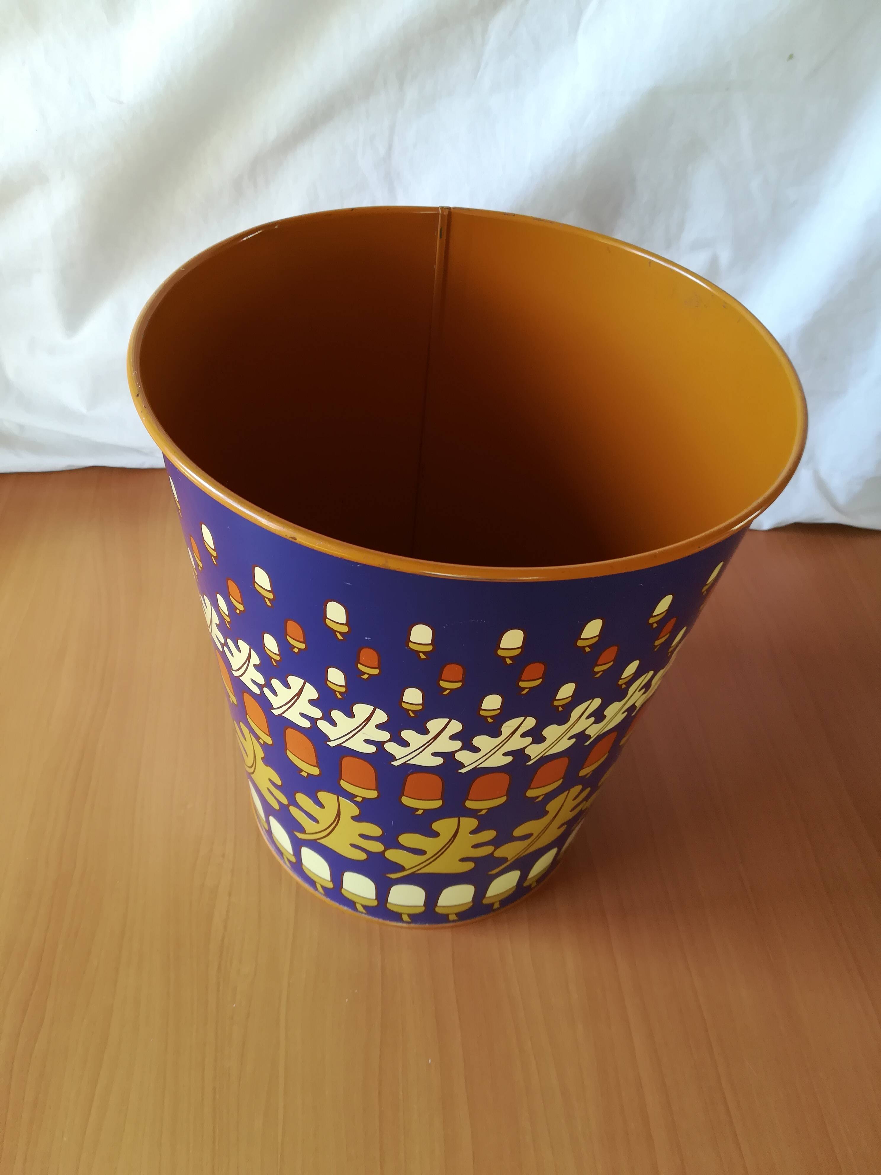 Waste paper basket Metal decor Hazelnut