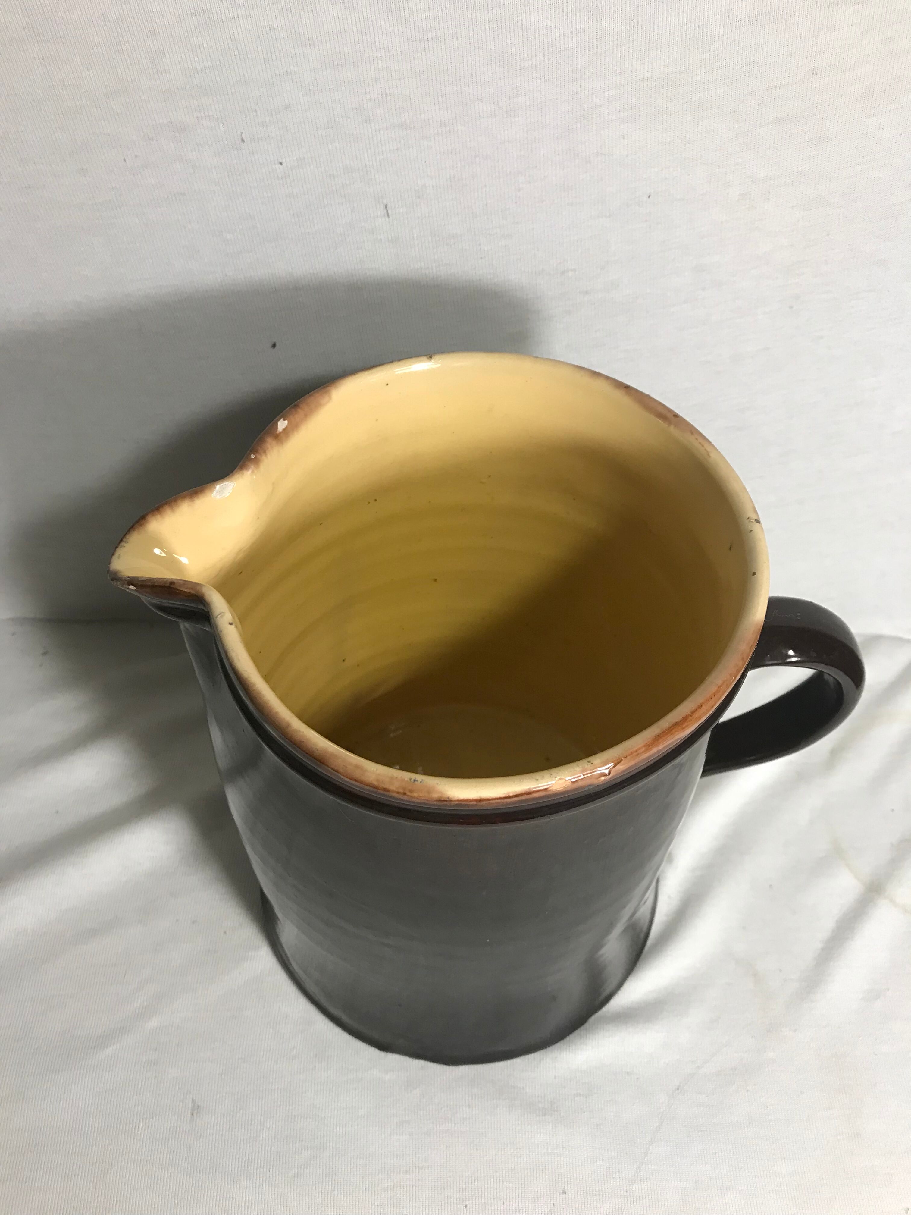 Old ceramic jug with brown enamel inside beige beige 50's