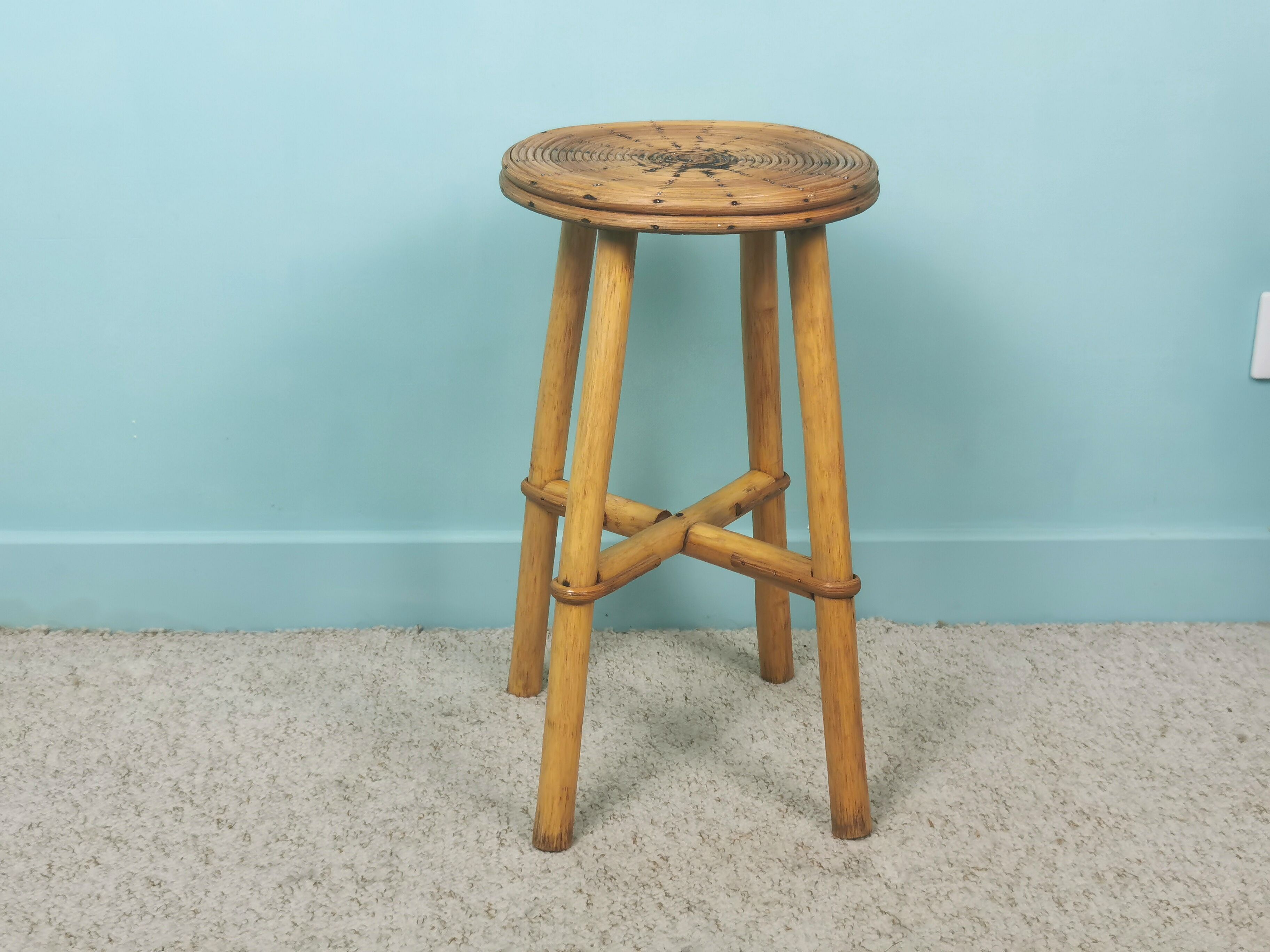 Tabouret rotin