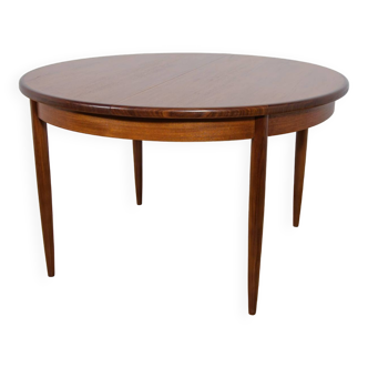 Mid-Century Teak Round Fresco Dining Table from G-Plan, 1960s