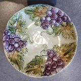 Set of 12 antique earthenware plates in slip with grapes and vines