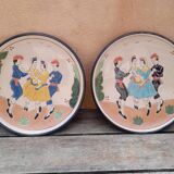Duo of wall plates or dish traditional Basque dancers, by Aparicio