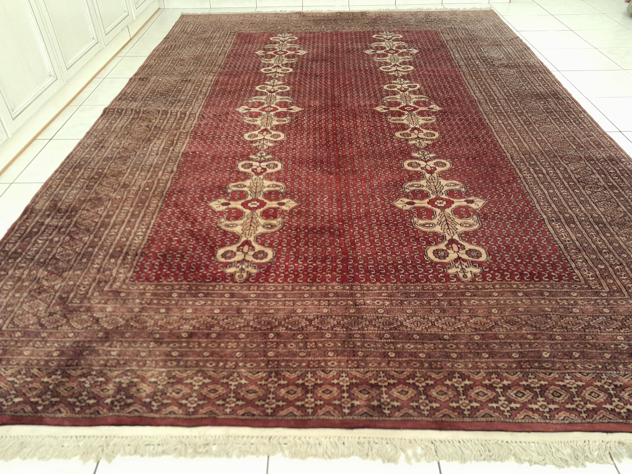 Handmade Pakistani carpet 317x216cm