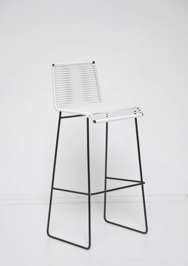 Table mange debout Tampico et 2 tabourets hauts Cenote BOQA