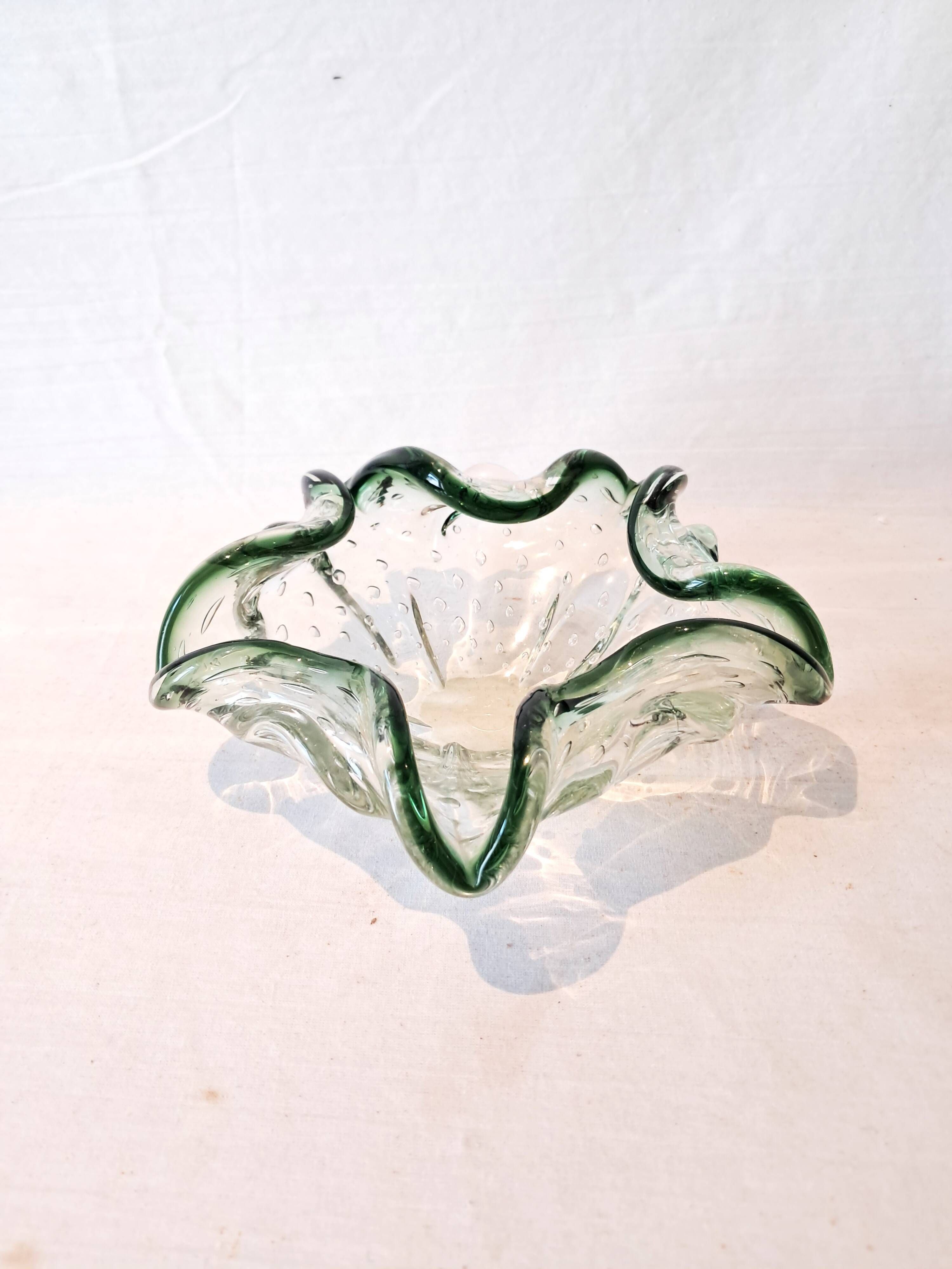 Bullicante Murano Glass Ruffled Bowl / Empty Pocket