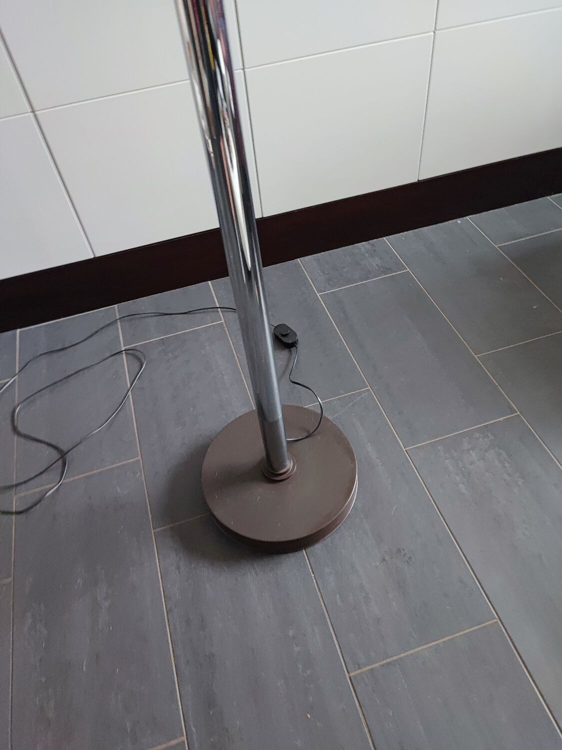 Dijkstra floor lamp chrome and plastic