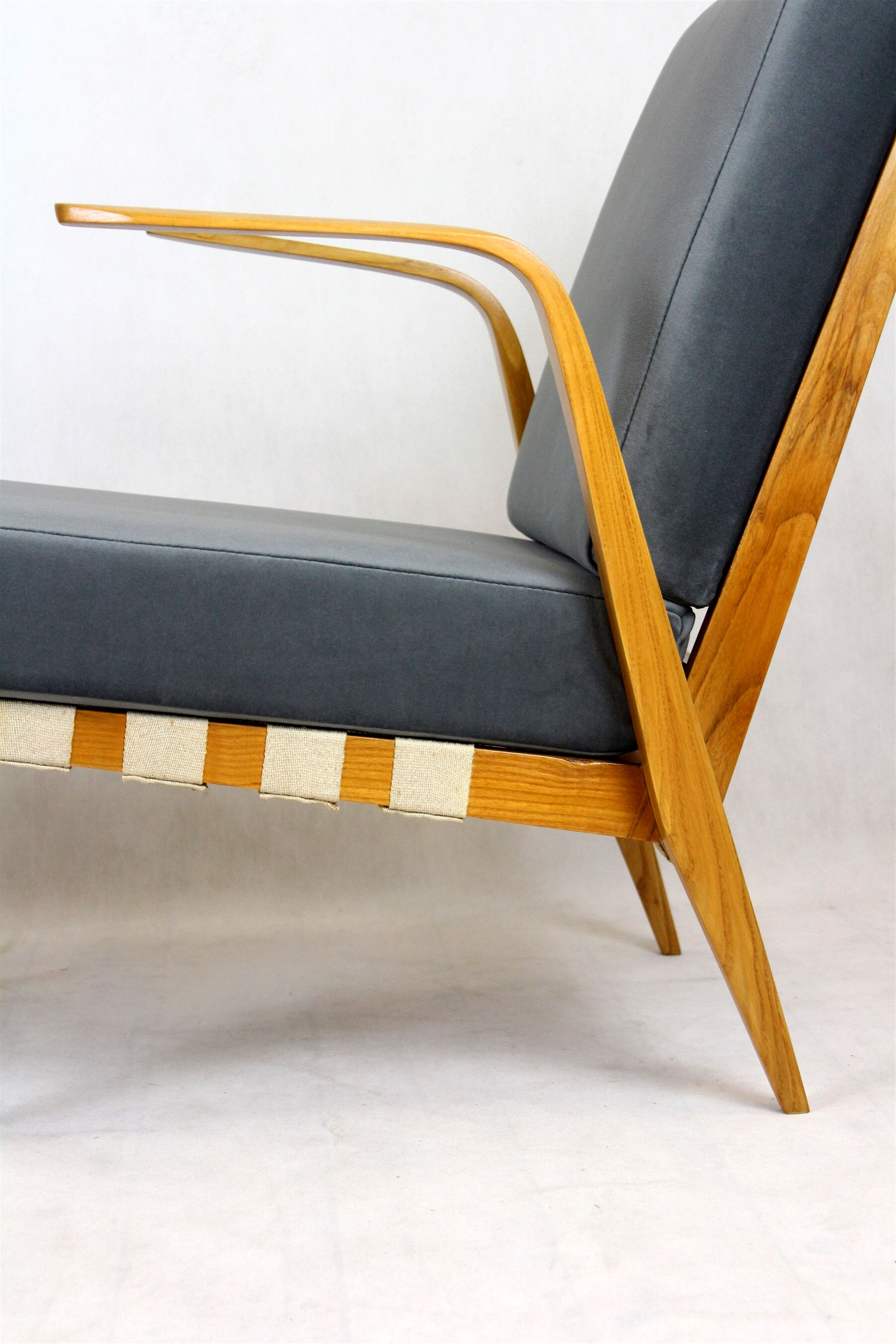 Mid-century bentwood armchairs from drevozpracujici druzstvo, 1962, set of 2