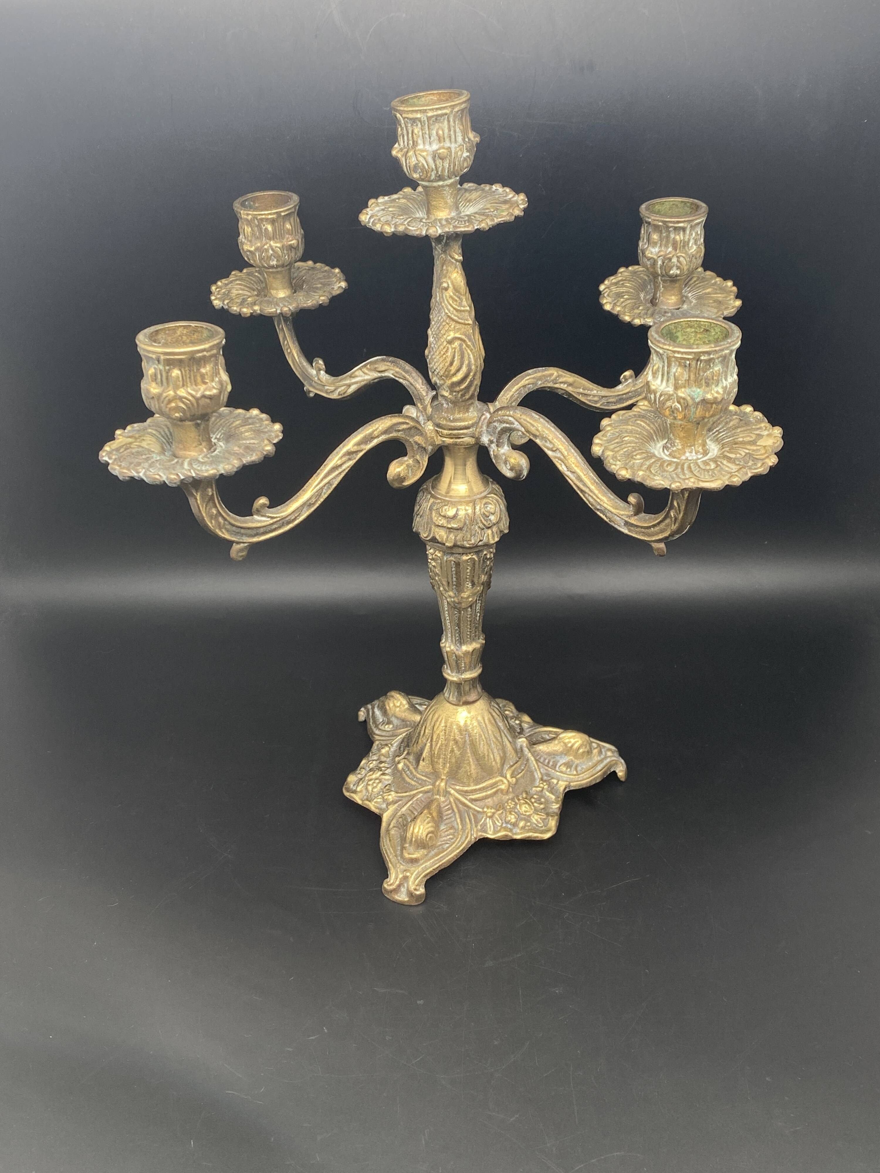 Chandelier 4 branches sculptées laiton – MPMDéc23JF21