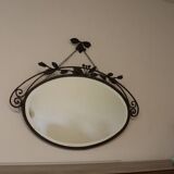 Miroir ovale en fer forgé Art Nouveau