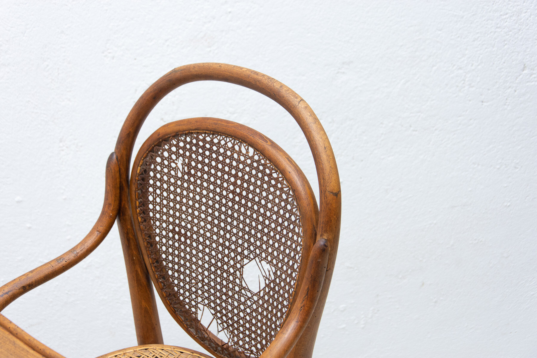 Antique Thonet children’s chair