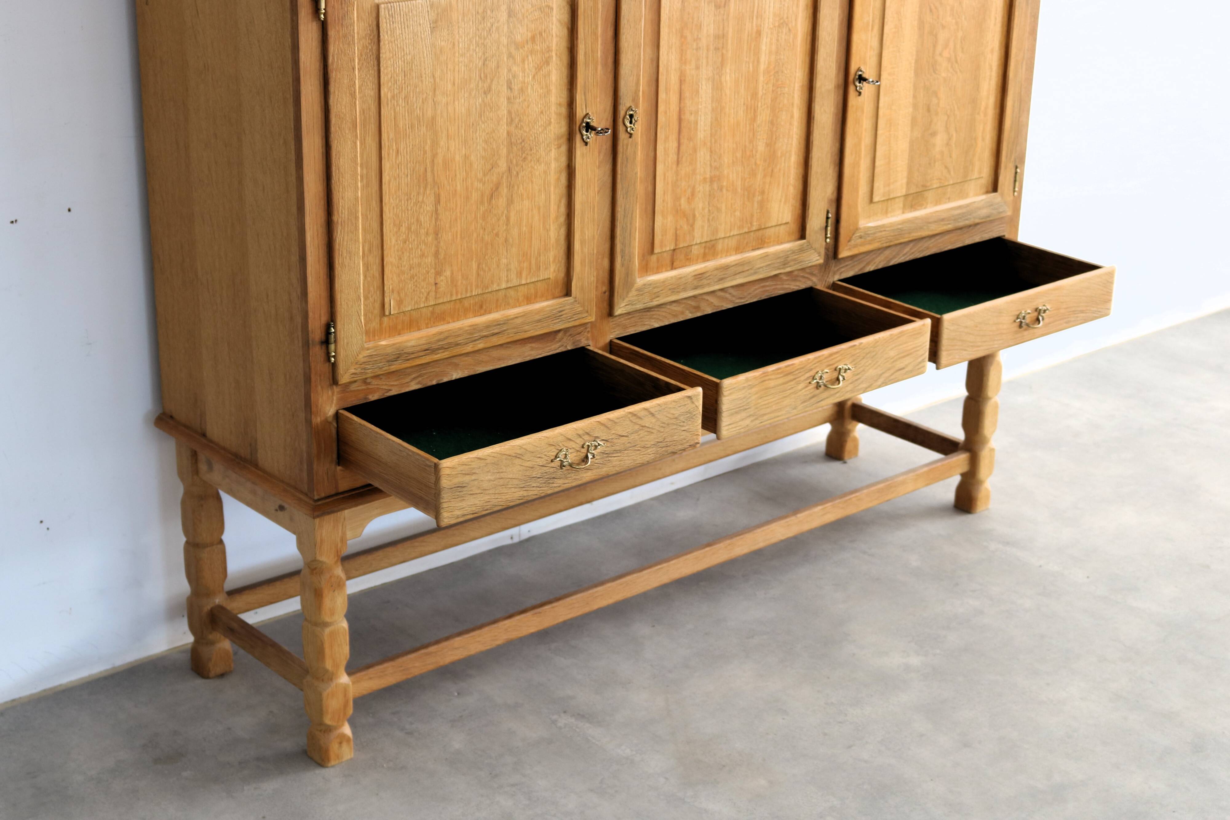 vintage wall cupboard | cupboard | Danish