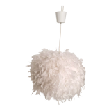 White feather suspension