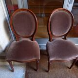Set of 2 brown medallion chairs