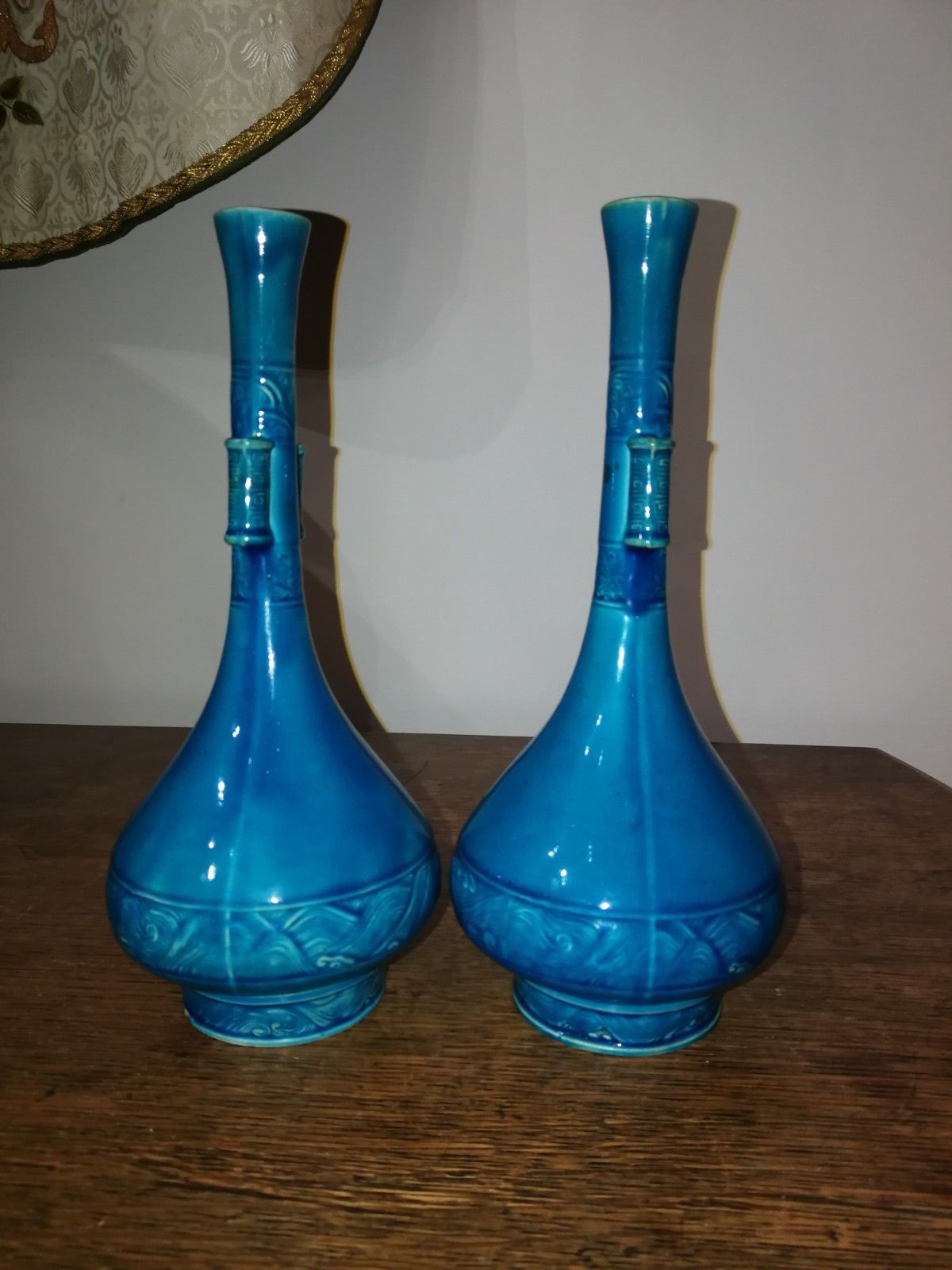 Pair of vases inspired blue Th.Deck