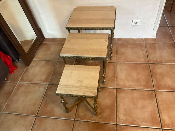 Tables gigogne bout de canapé en laiton vintage signé USINOR