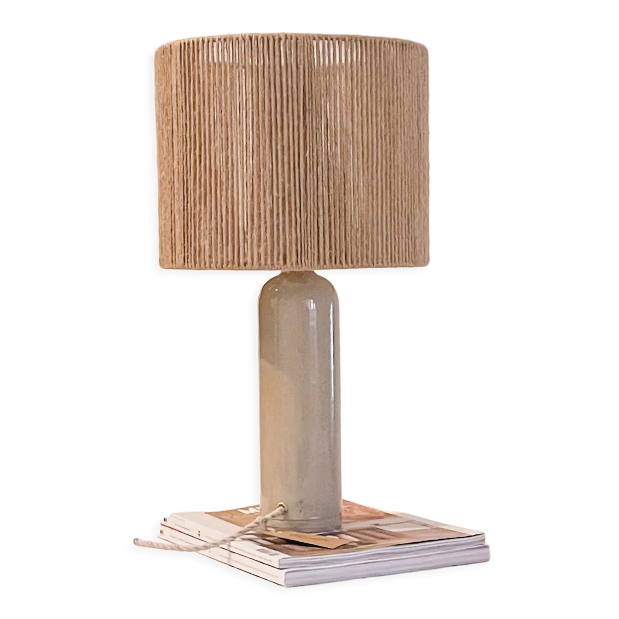 Sandstone lamp and jute thread
