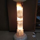 Column in bright alabaster 87 cm 3 fires