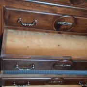 Dressing table chest of drawers