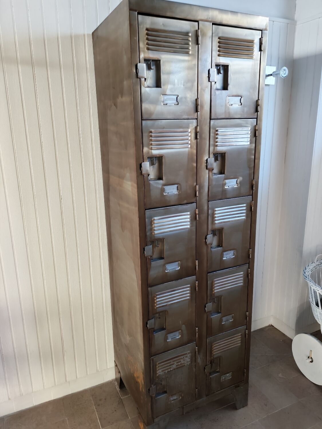 Industrial locker furniture
