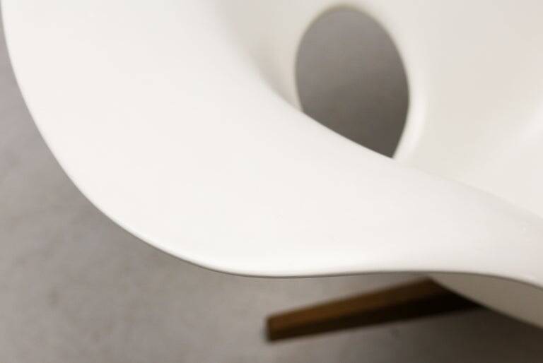 Early 2001 Vitra Eames La Chaise – Labeled, Sculptural Bone-White Patina