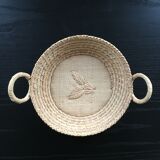 Straw basket leaf decoration