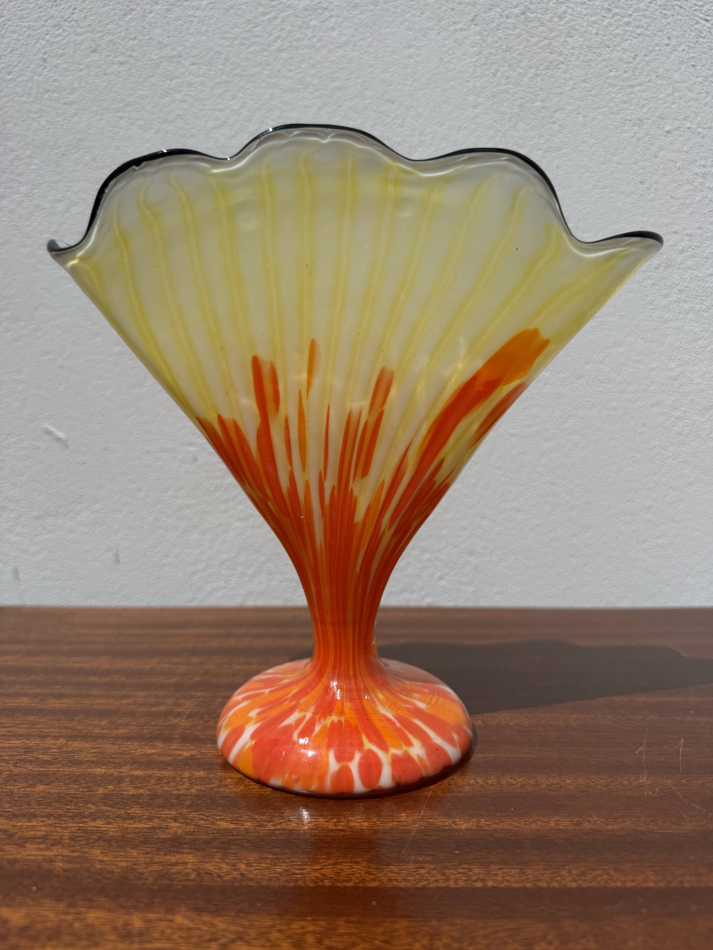Vase éventail Franz Welz Art Déco