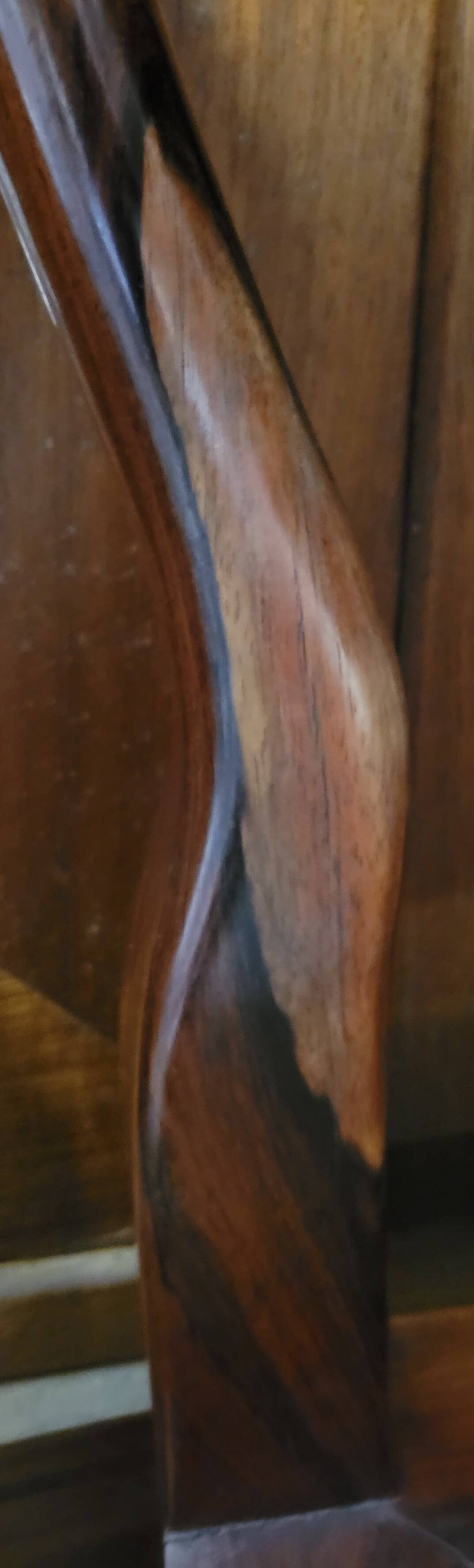 Asie XXeme : Série de 6 chaises en bois exotique