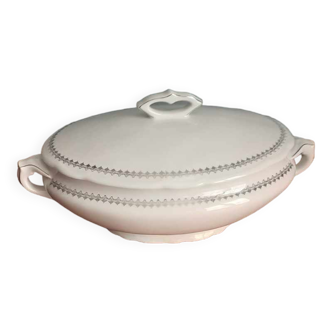 Berry Louvrioux soup tureen