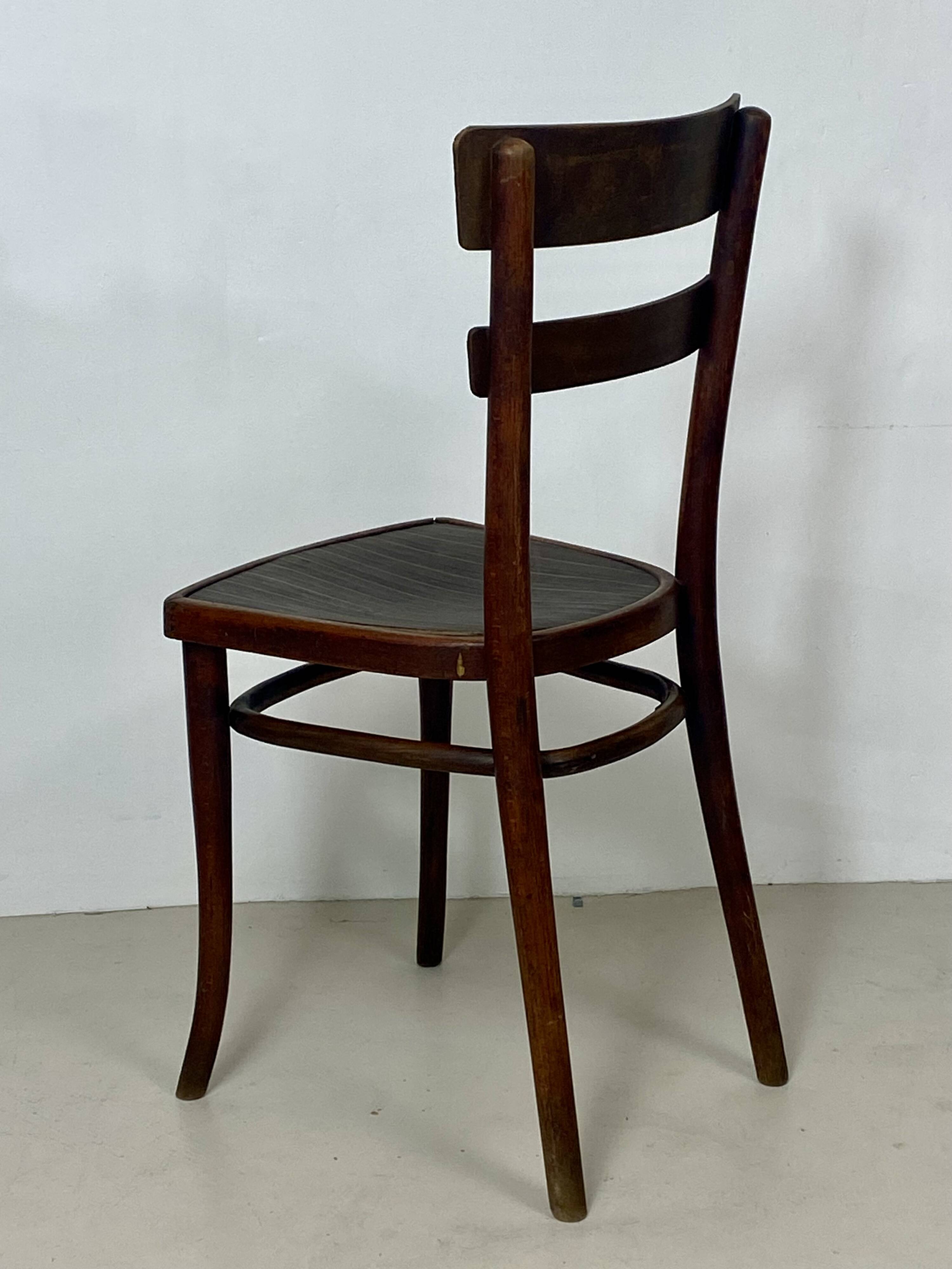 Set of 4 Thonet beech chairs – Model no. 651