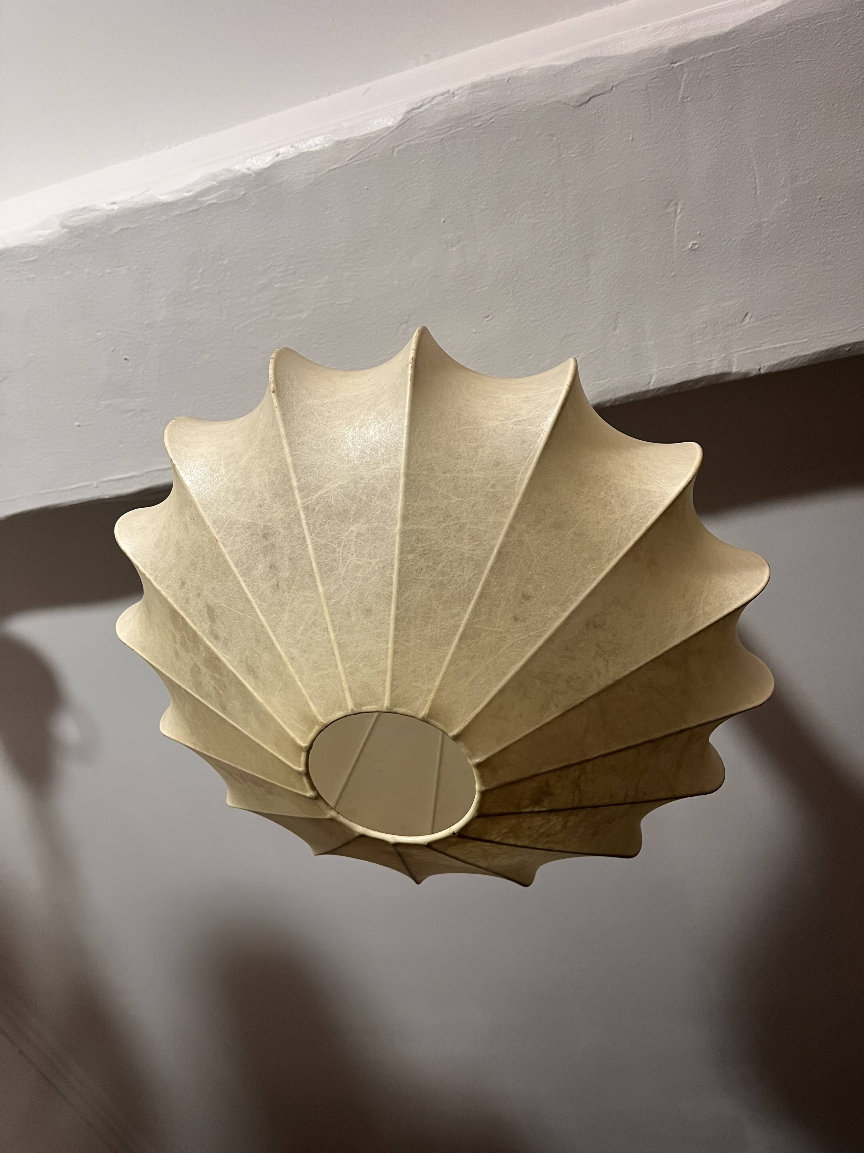 Lustre cocoon design from the 1960s by Friedel Wauer.