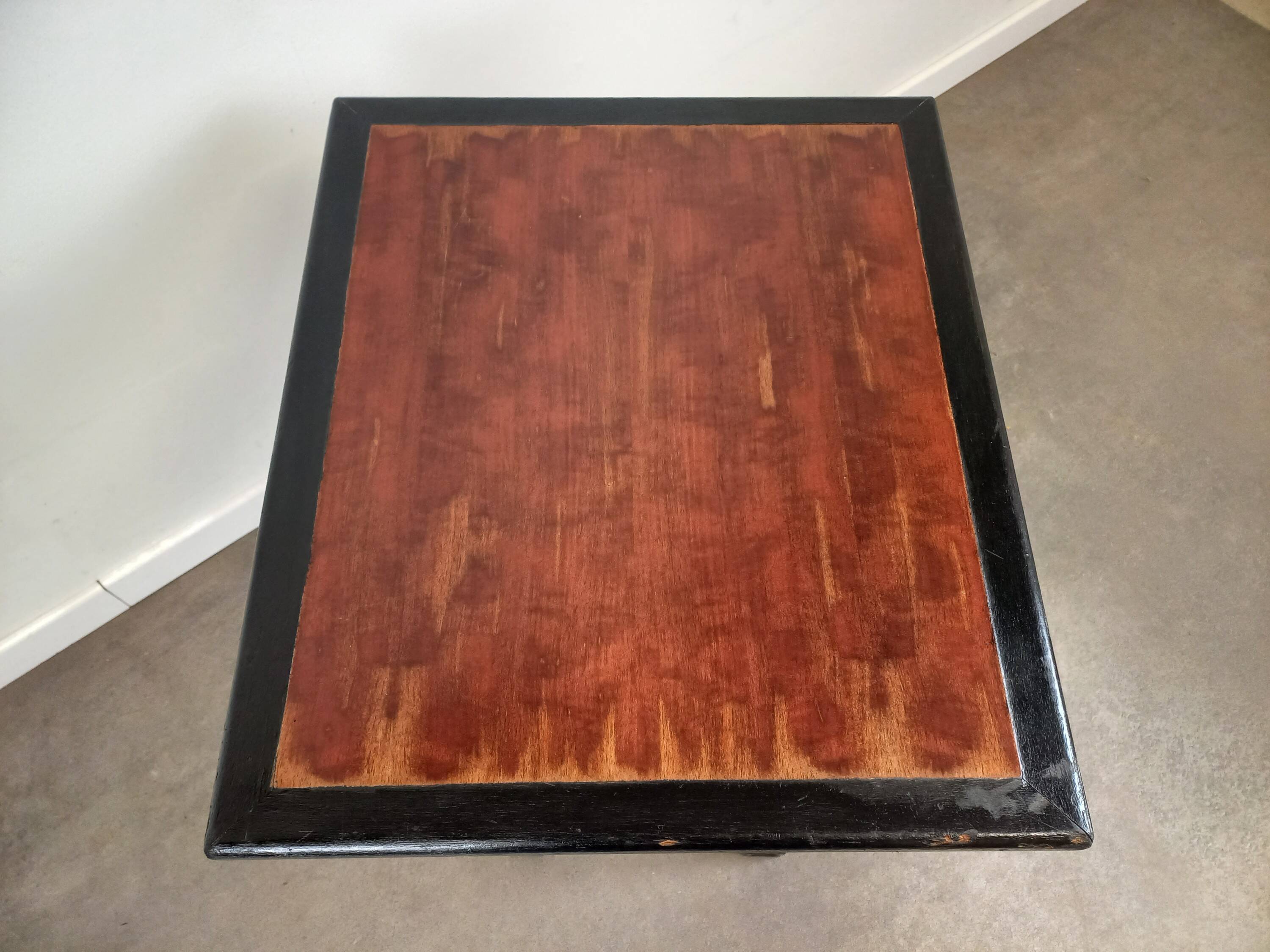 Table bistrot art déco