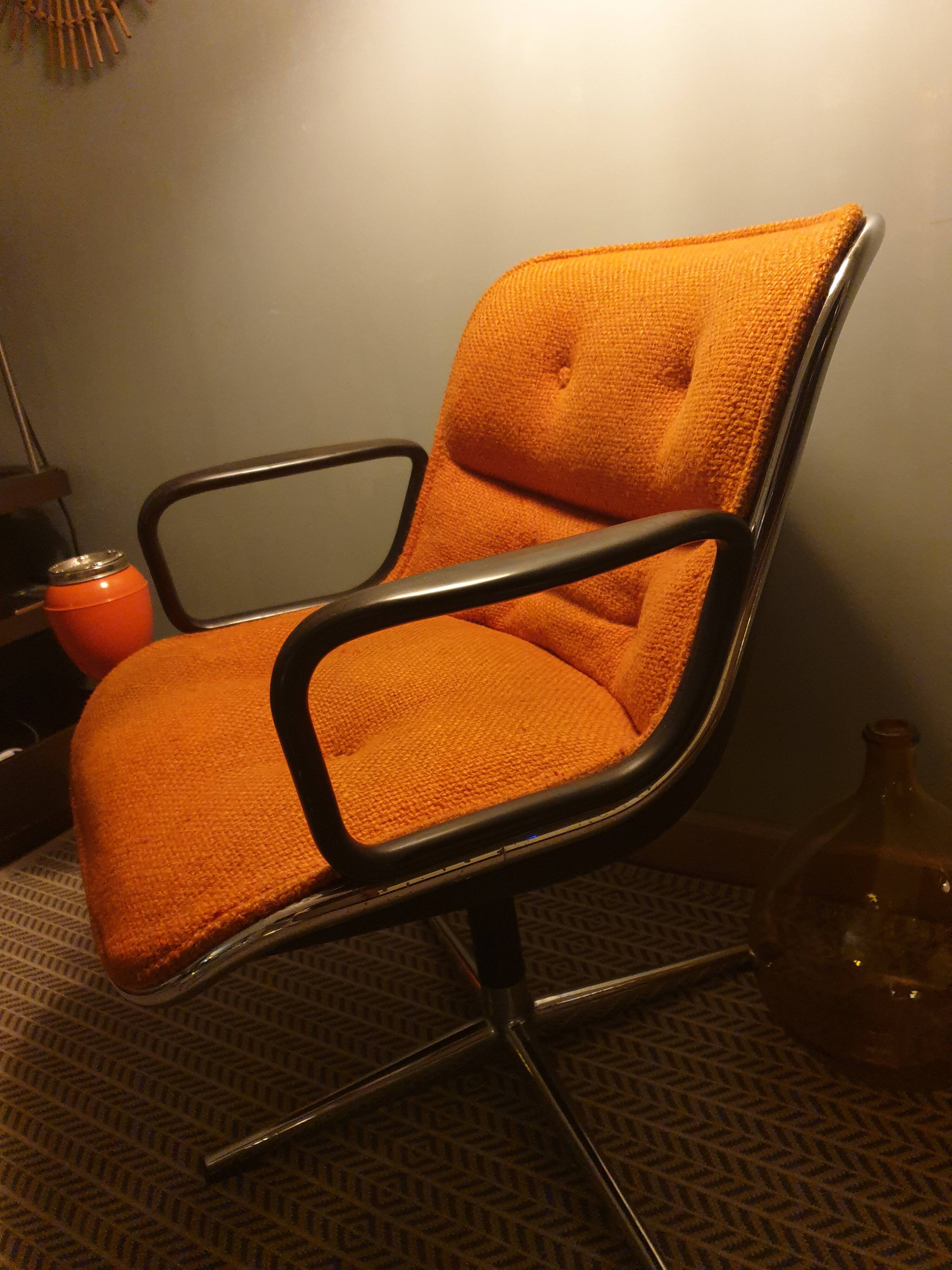 Armchair by Charles Pollock, Knoll