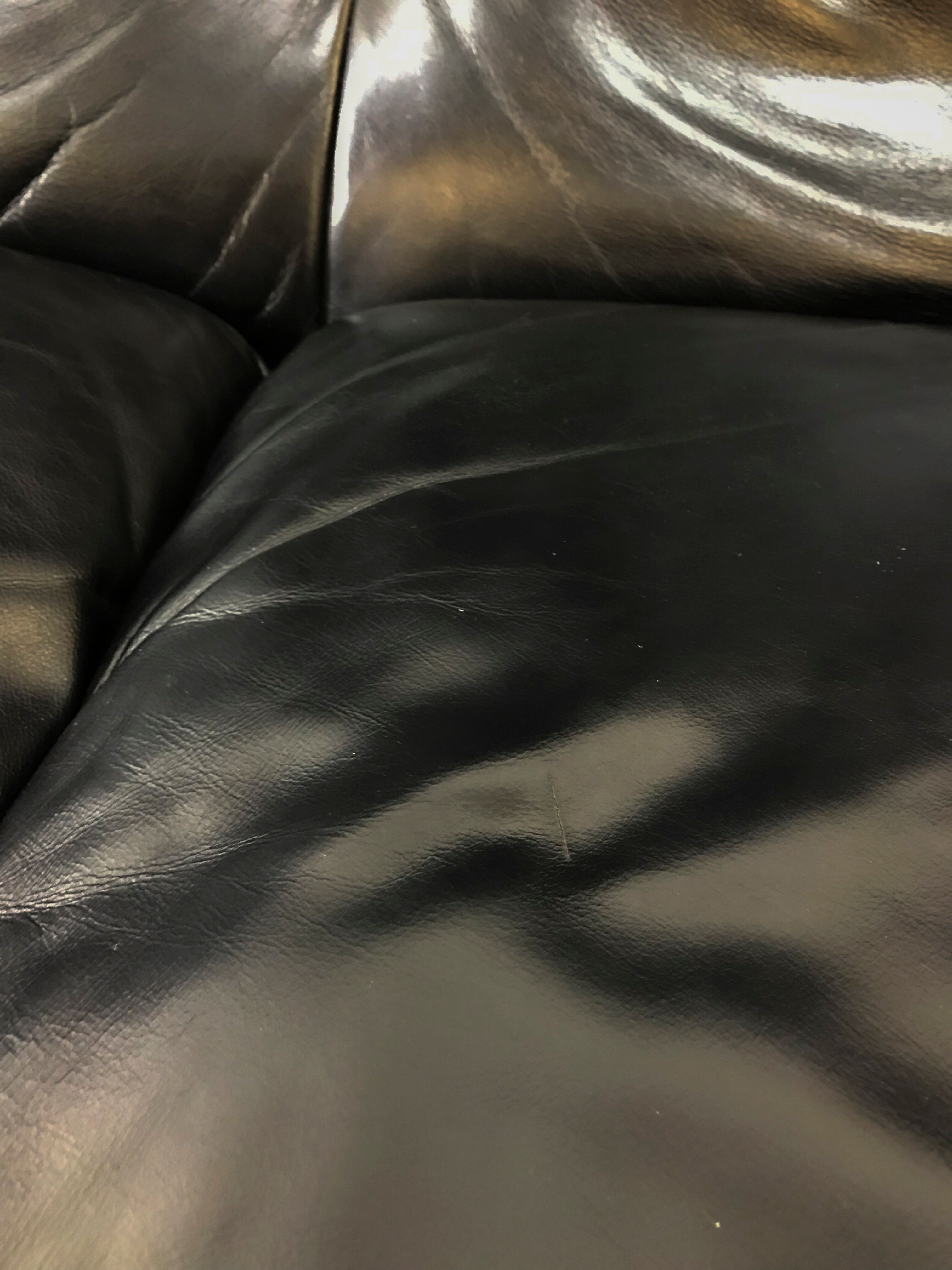 Maralunga 3-Seat Sofa in black leather by Vico Magistretti for Cassina