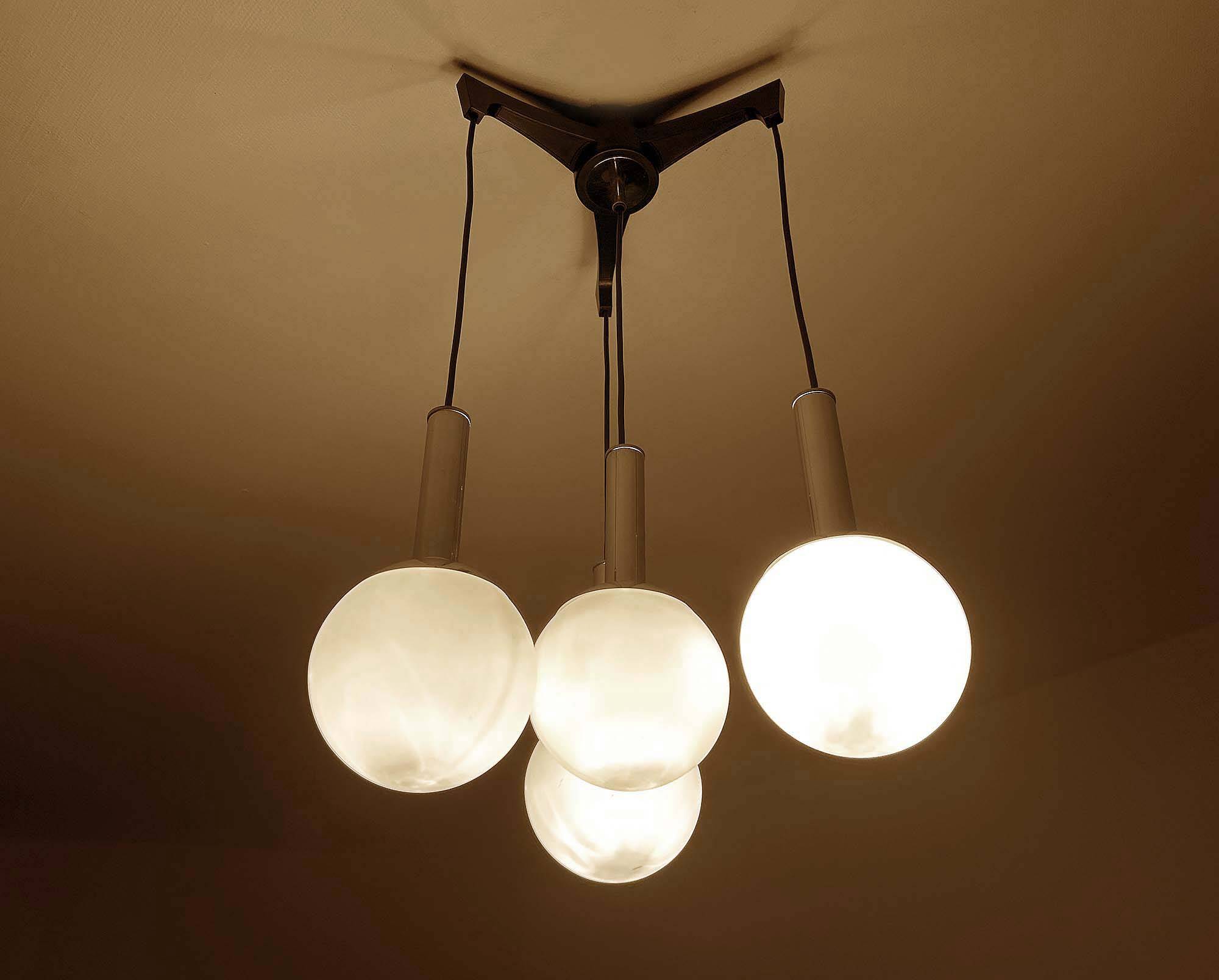 Vintage Design 70's Suspension