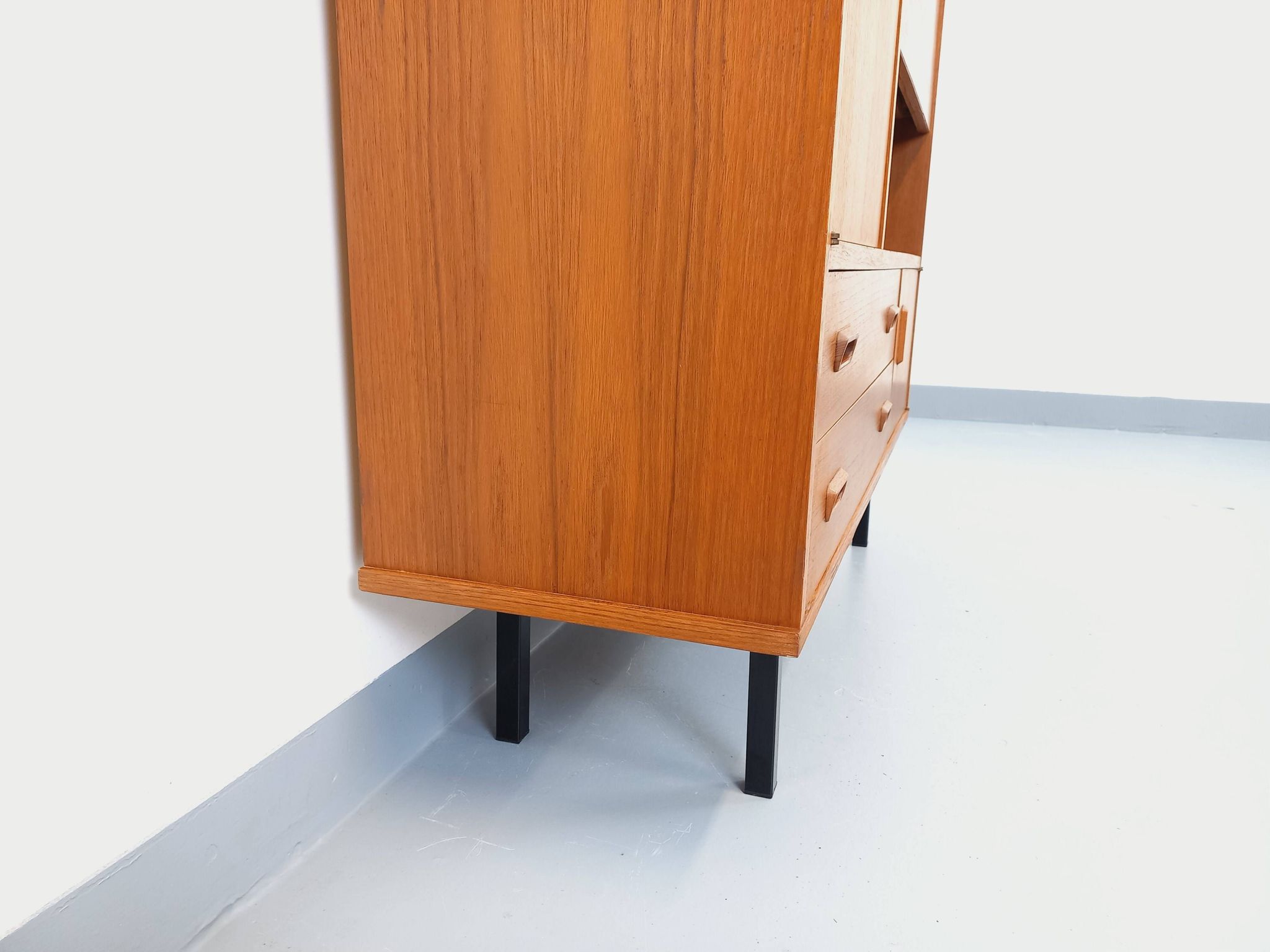 Meuble bibliothèque secrétaire de rangement vintage style scandinave