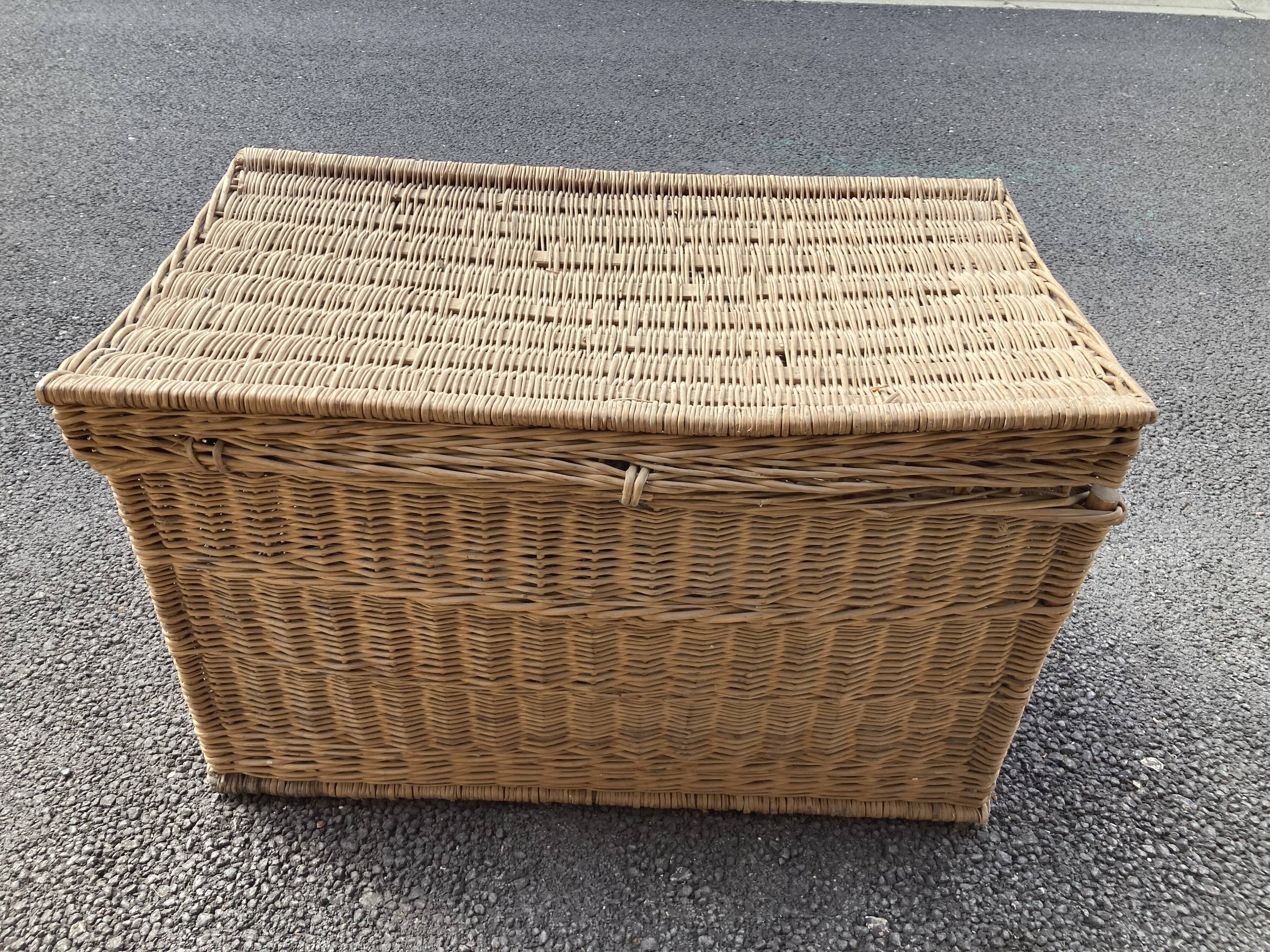 Wicker mallet