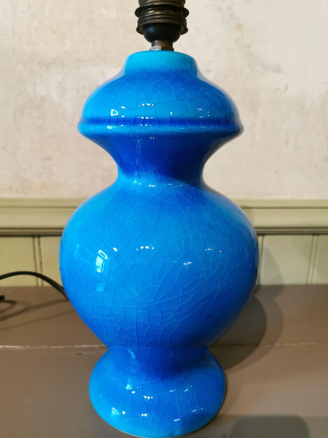 Cracked ceramic vintage lamp foot