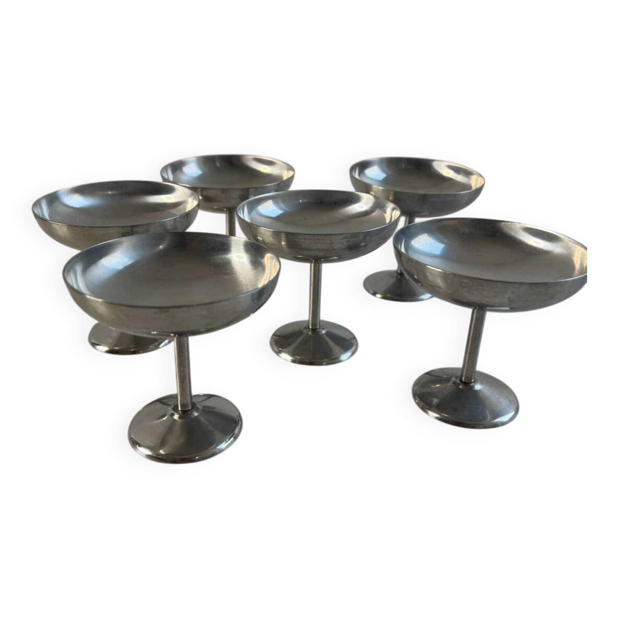 Set of 6 stainless steel cups