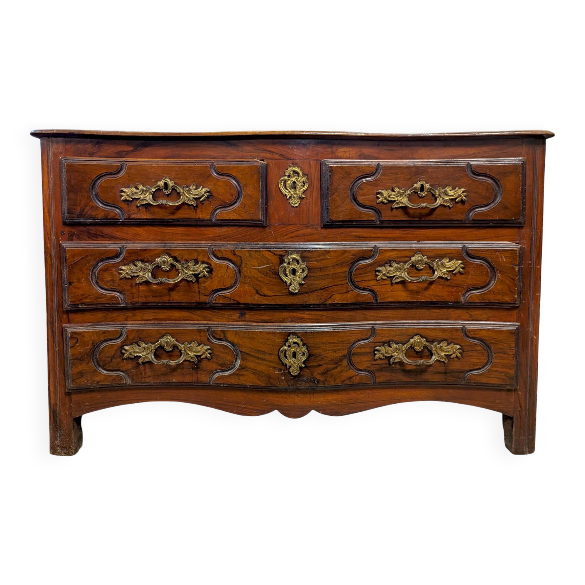 18th century Louis XIV period chest of drawers in solid walnut