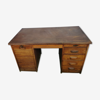 Gradiam American style desk