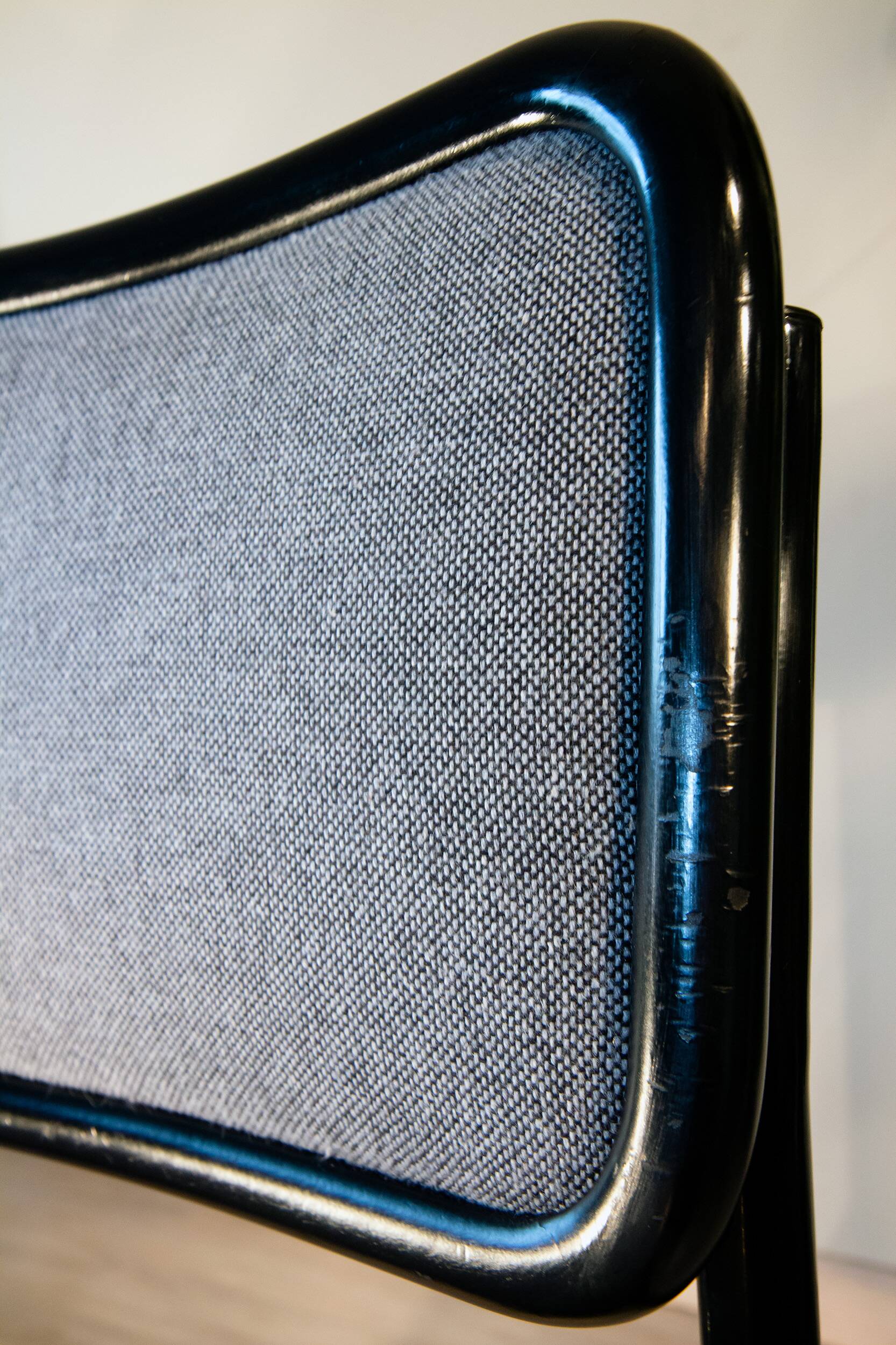 Cesca B32 chair, black and heather gray, Italian edition