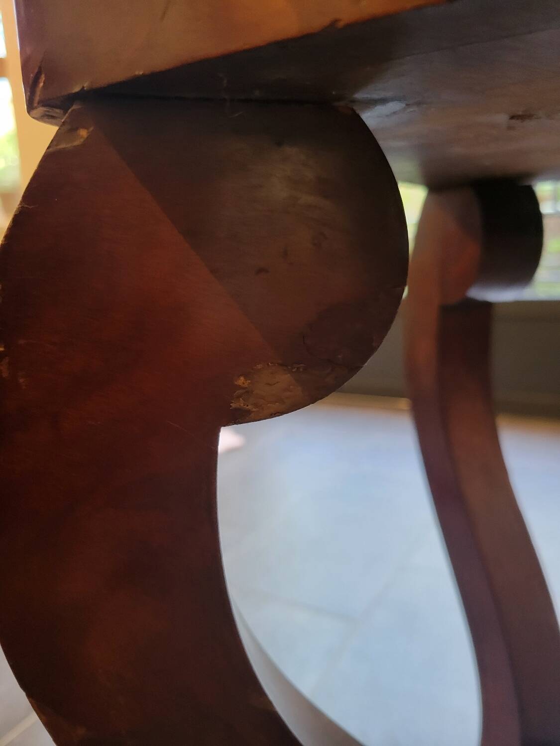 Coiffeuse en ronce d'acajou, époque Restauration, vers 1820