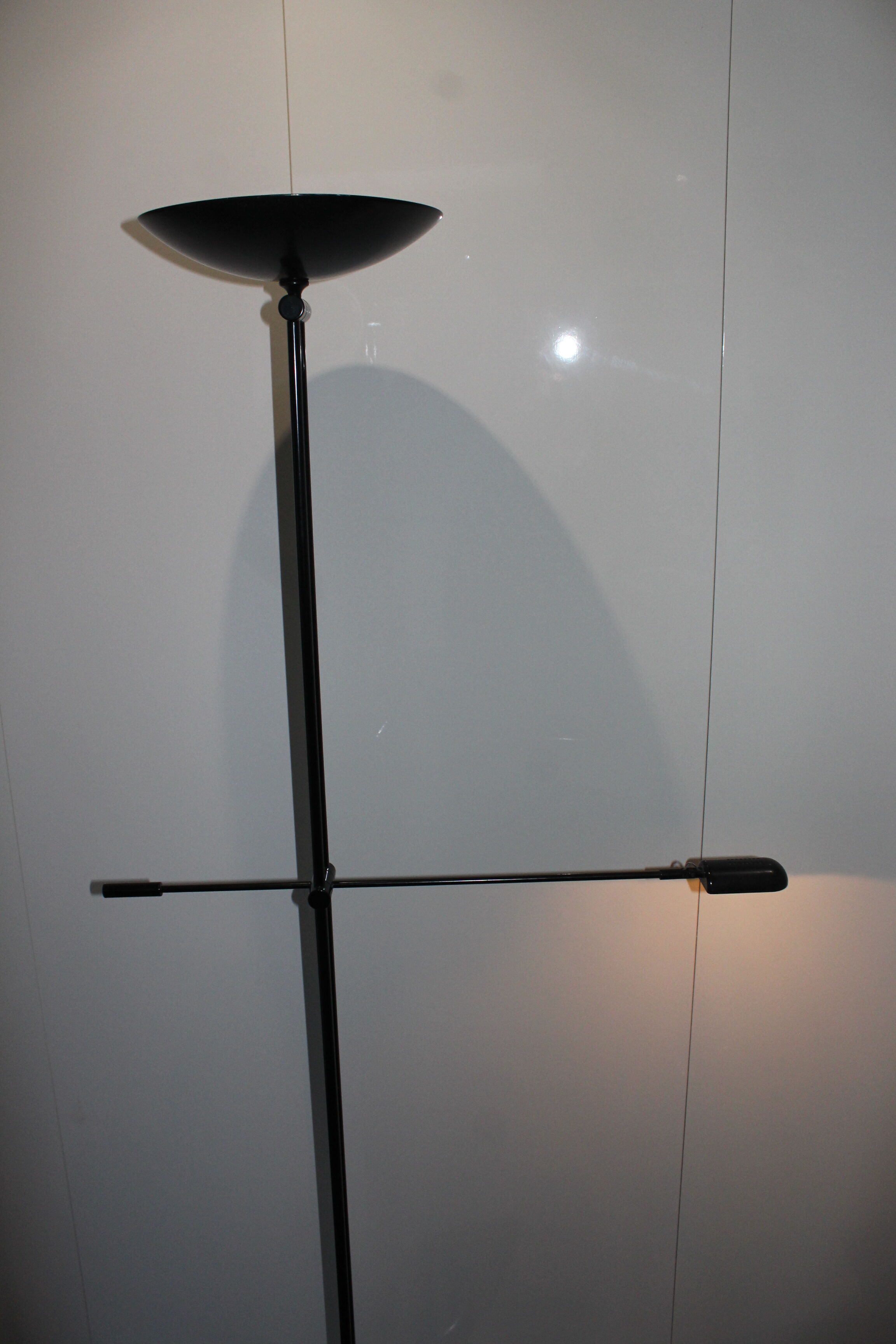 Floor lamp design 1980 design italy relux