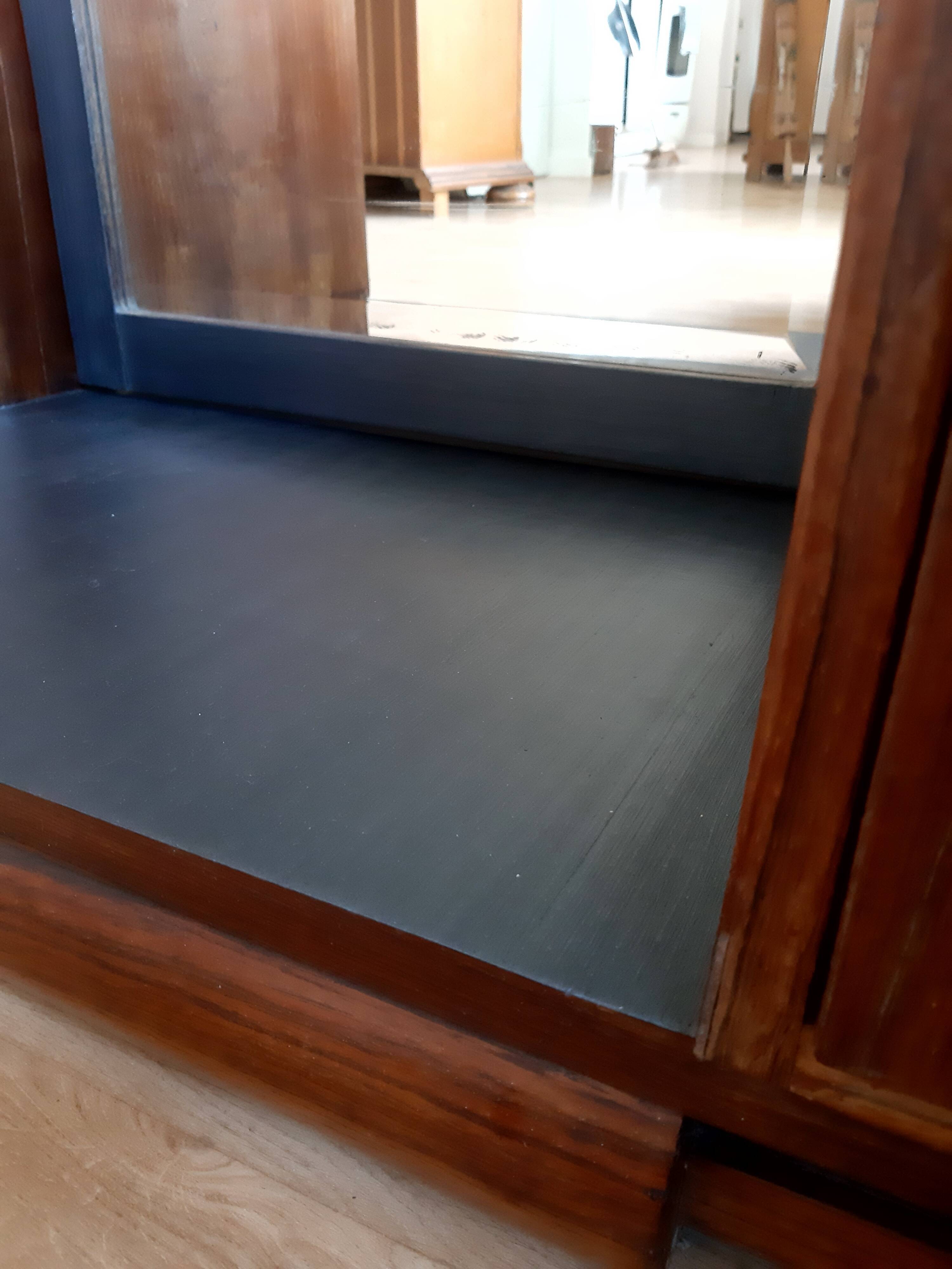 Art Deco hairdresser