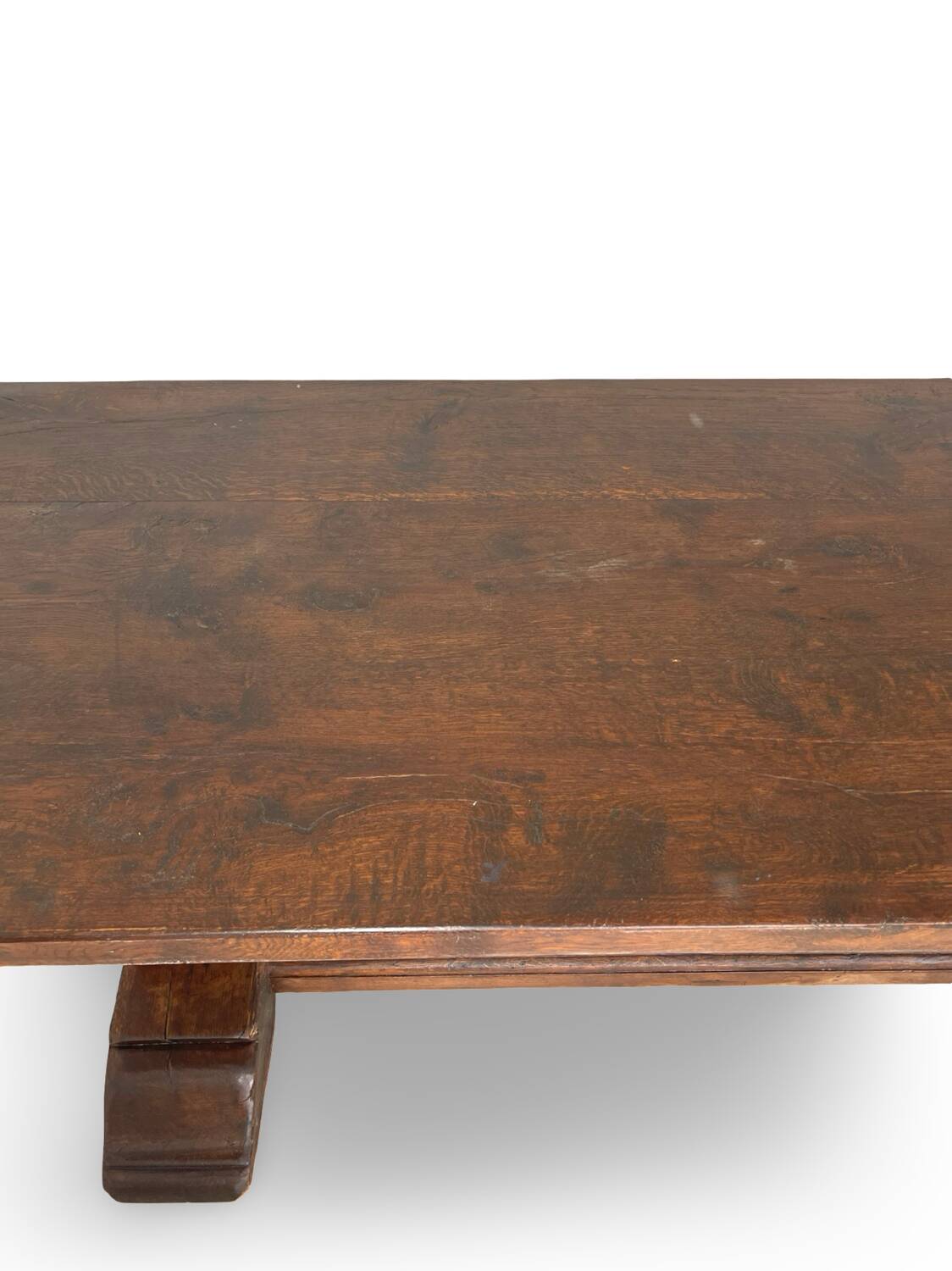 A fine 18th Century French walnut dining table